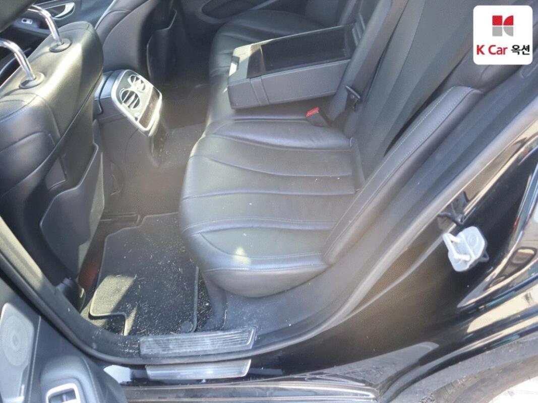 Mercedes S350d (2015)