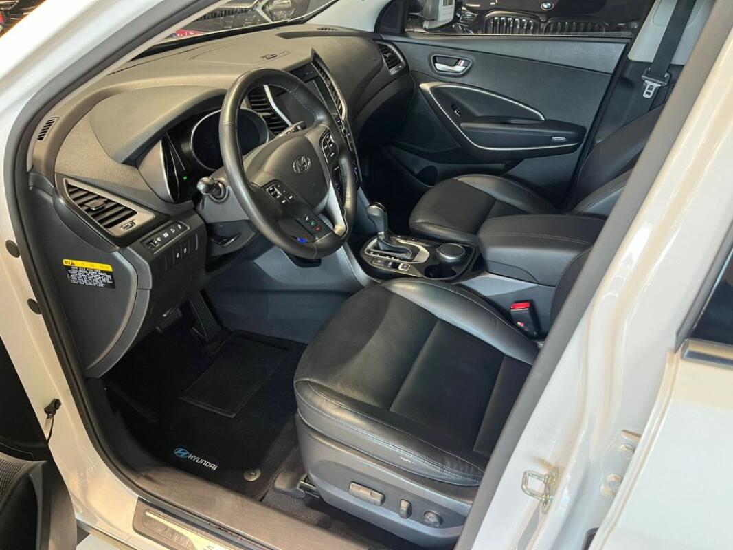 Hyundai SantaFe (2015)
