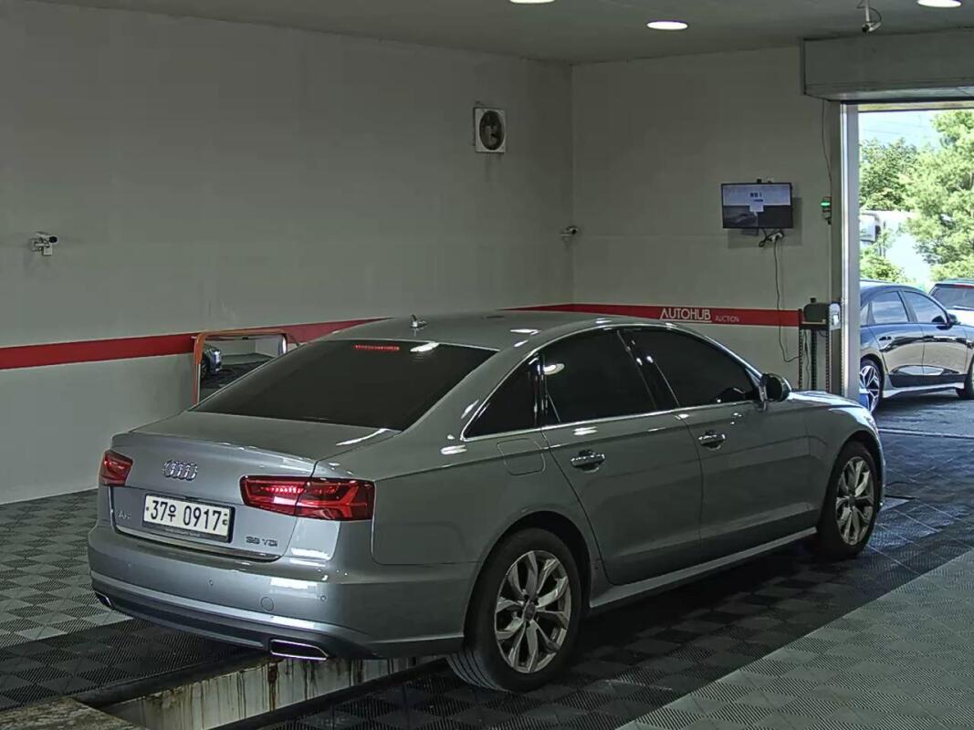 Audi A6 (2015)