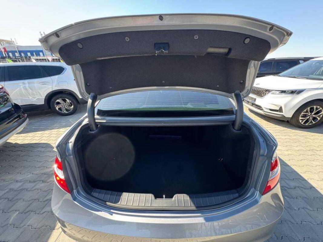 Hyundai Grandeur (2016)