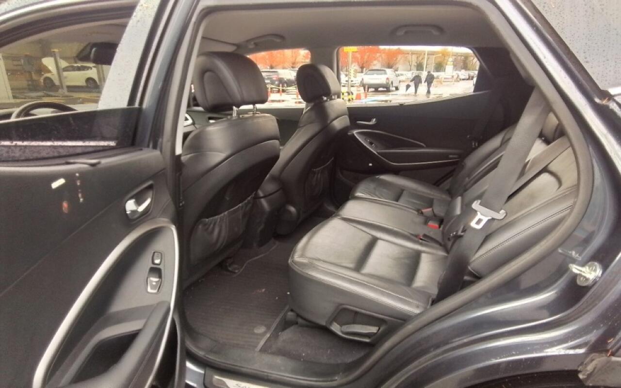 Hyundai SantaFe (2016)