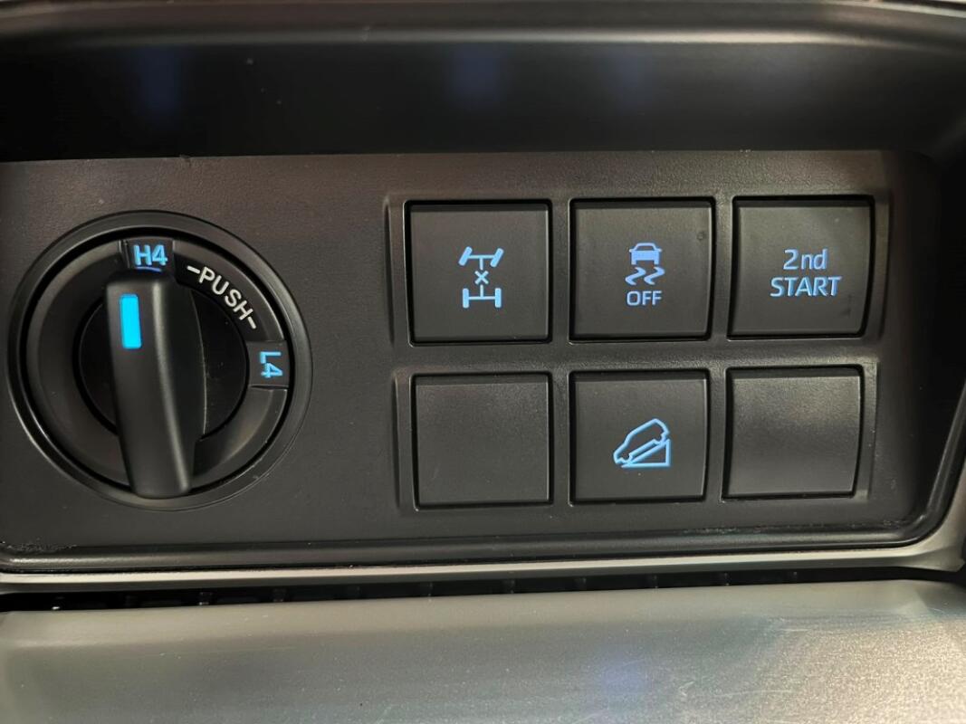 Toyota Land Cruiser (2019)