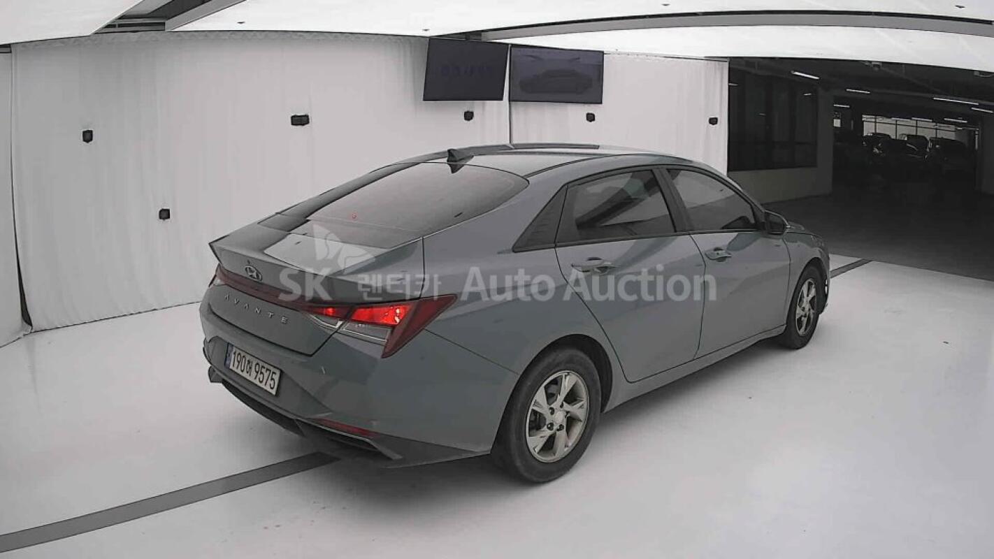 Hyundai Avante (2022)