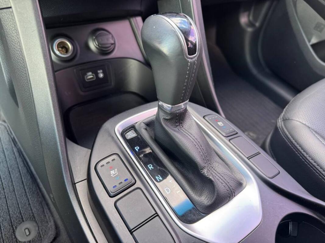 Hyundai SantaFe (2015)