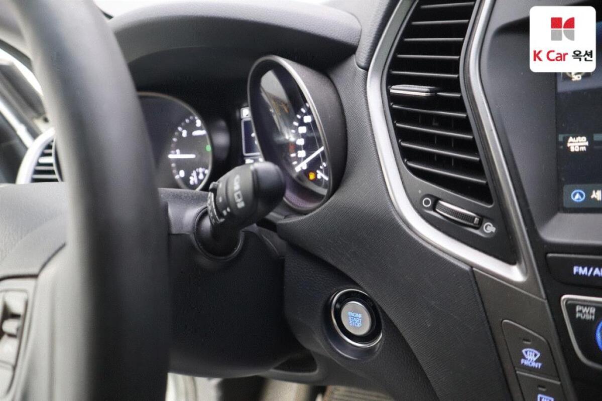 Hyundai SantaFe (2017)