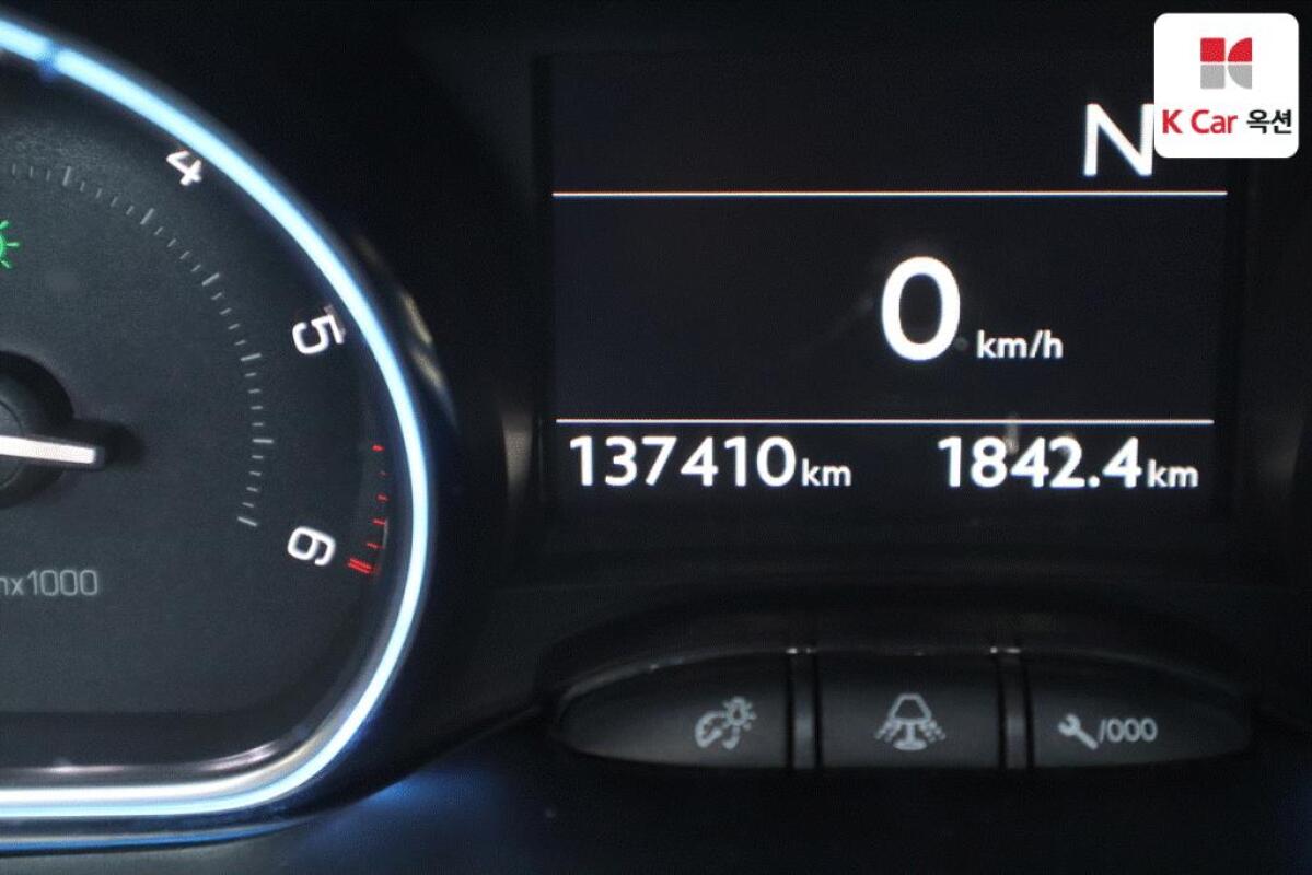 Peugeot 2008 (2015)