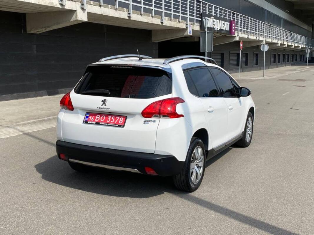 Peugeot 2008 (2015)