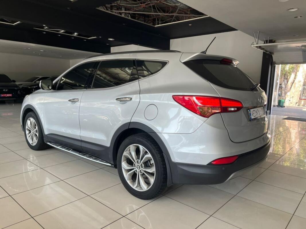 Hyundai SantaFe (2013)