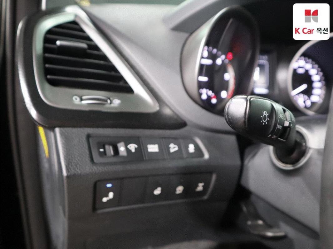 Hyundai SantaFe (2015)