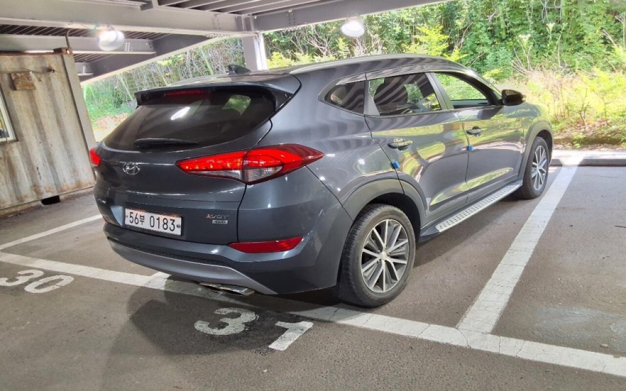 Hyundai Tucson (2016)