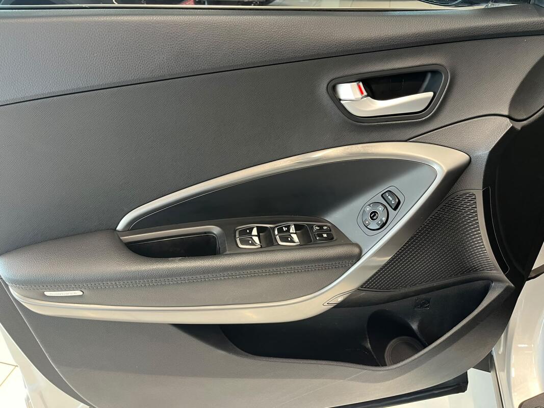 Hyundai SantaFe (2017)