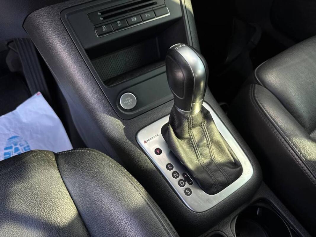 Volkswagen Tiguan (2015)