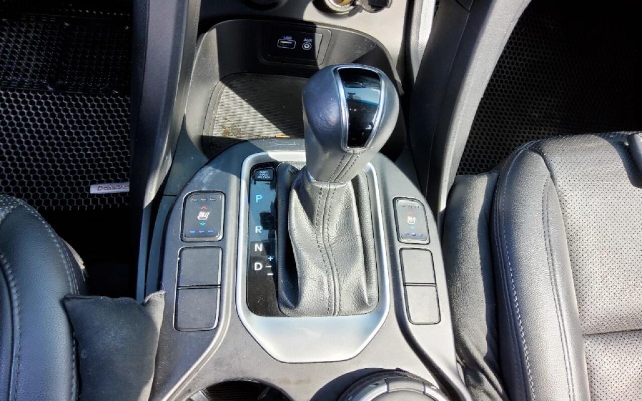 Hyundai SantaFe (2015)