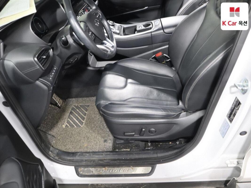 Hyundai SantaFe (2020)