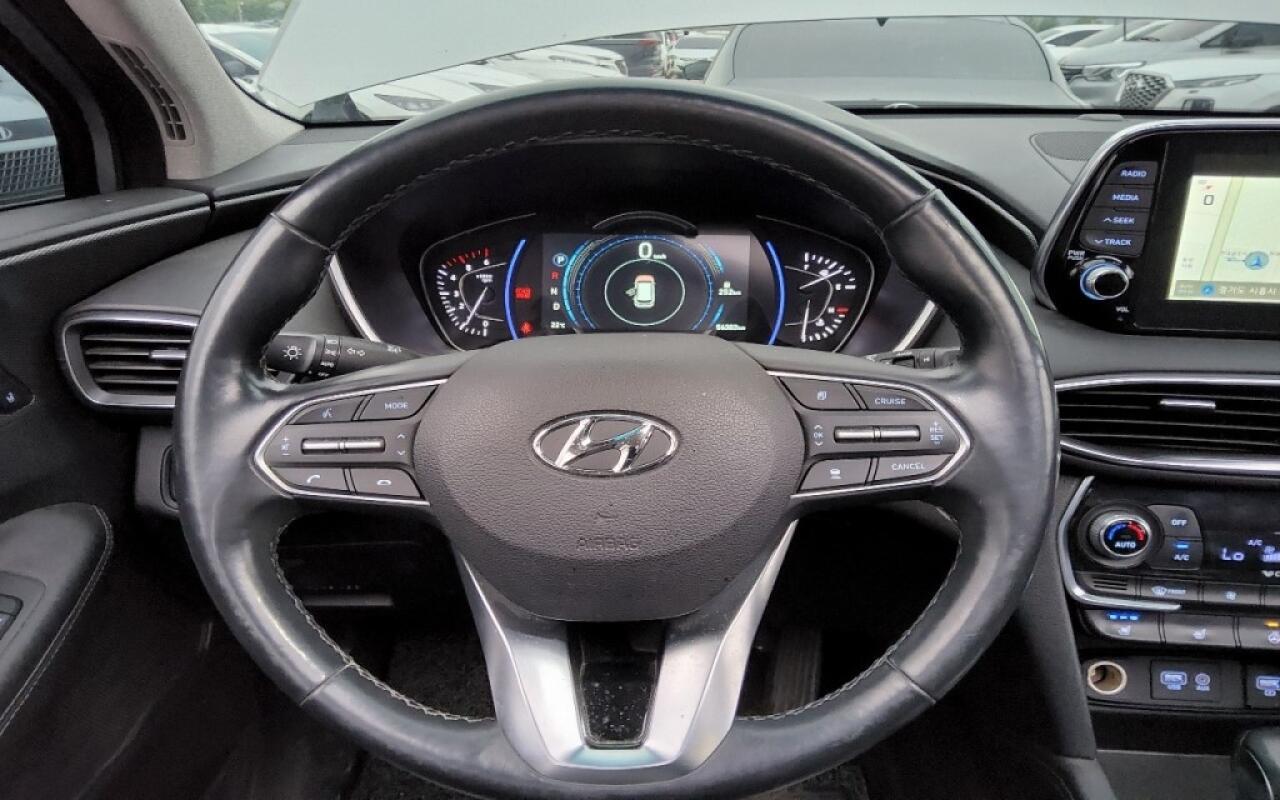 Hyundai SantaFe (2020)