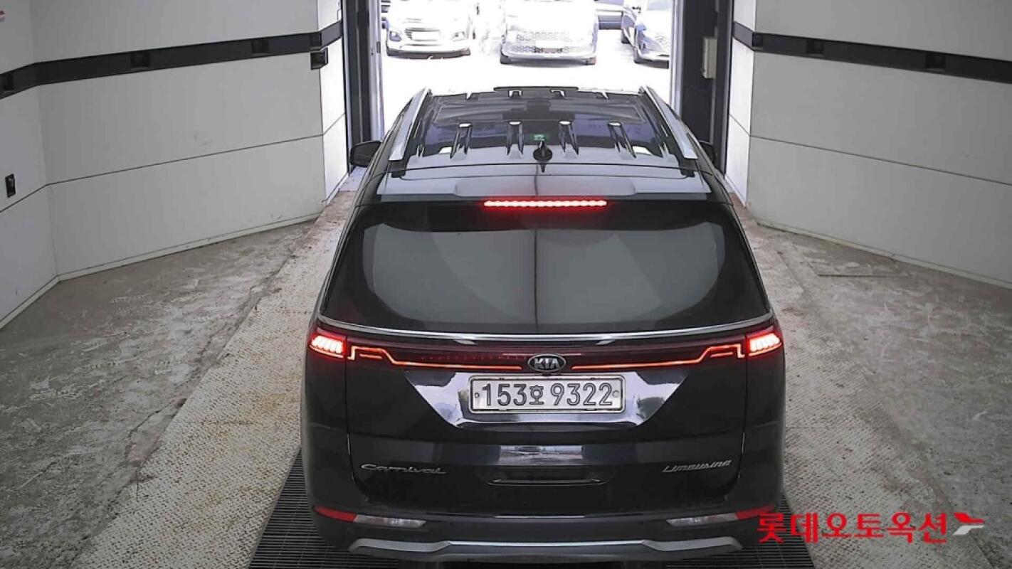 Kia Carnival (2020)