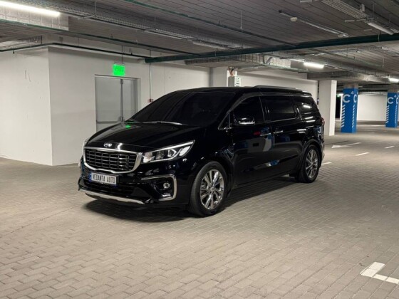 Kia Carnival (2018)