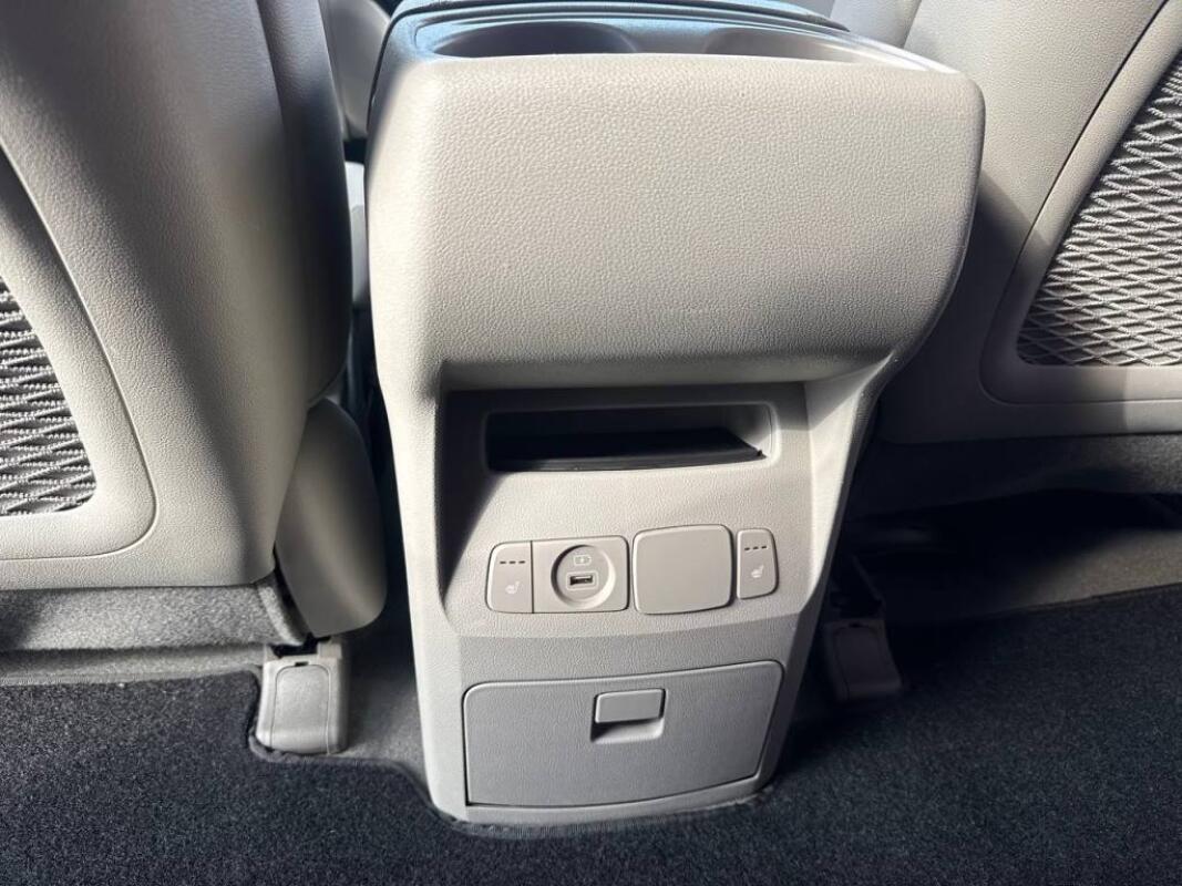 Kia Carnival (2019)