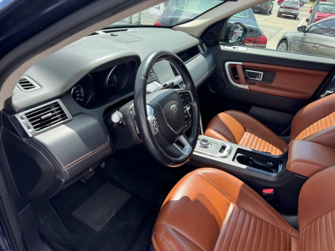 Land Rover Discovery Sport (2015)