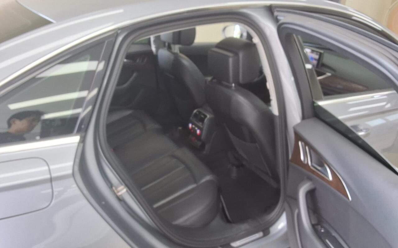 Audi A6 (2015)