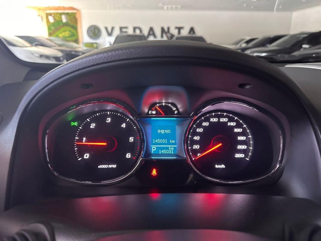Chevrolet	Captiva (2015)