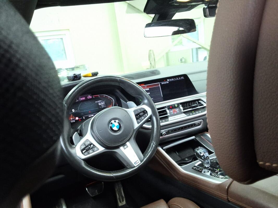 BMW X6 (2020)