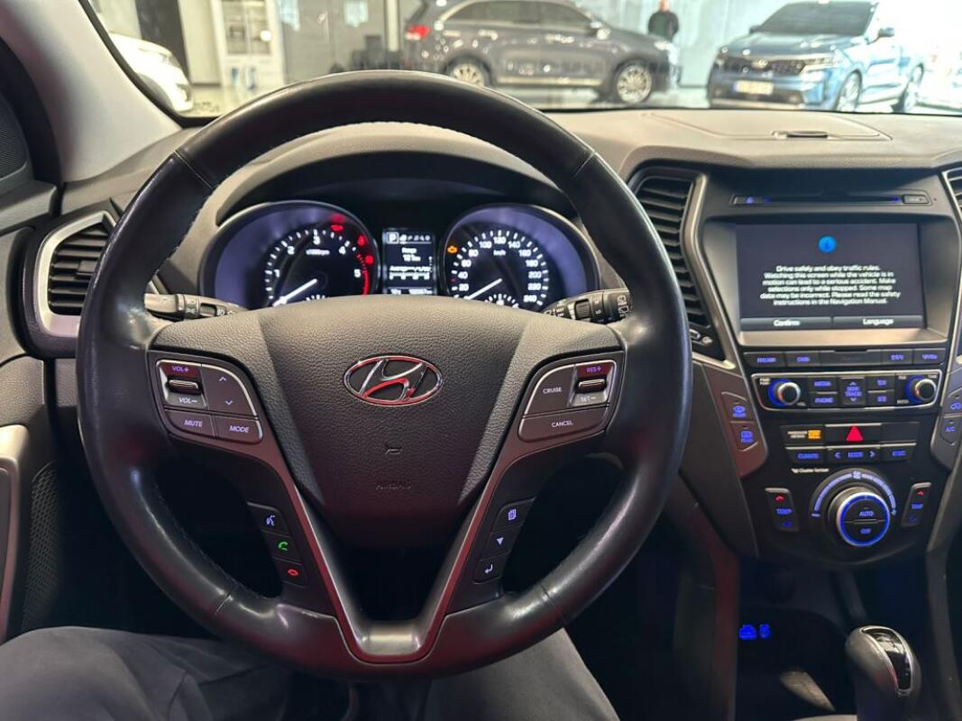 Hyundai SantaFe (2017)