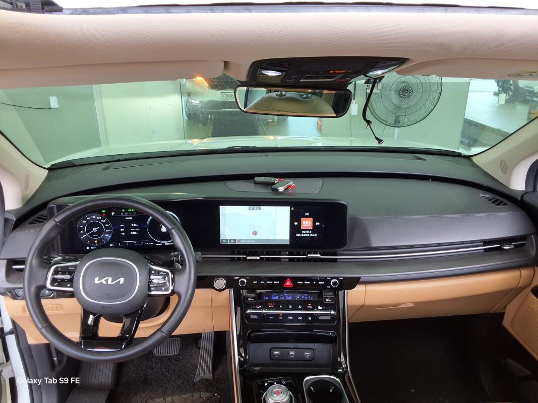 Kia Carnival (2023)