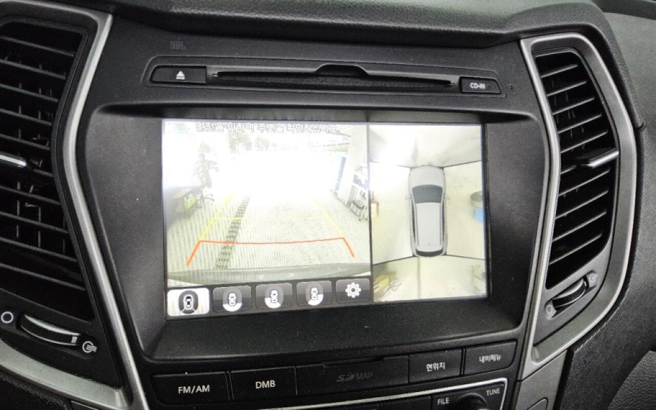 Hyundai SantaFe (2015)