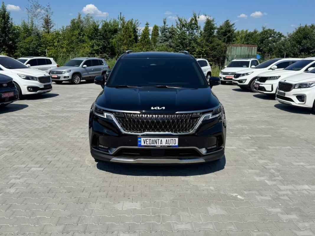 Kia Carnival (2023)