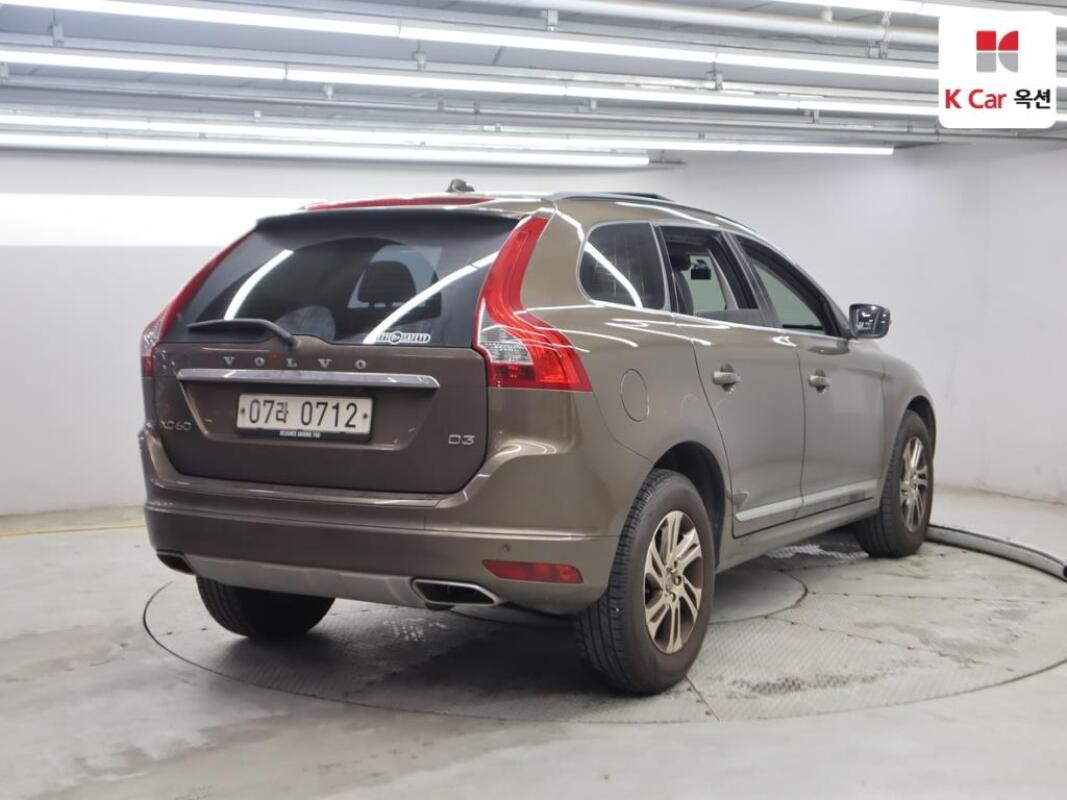 Volvo XC60 (2015)