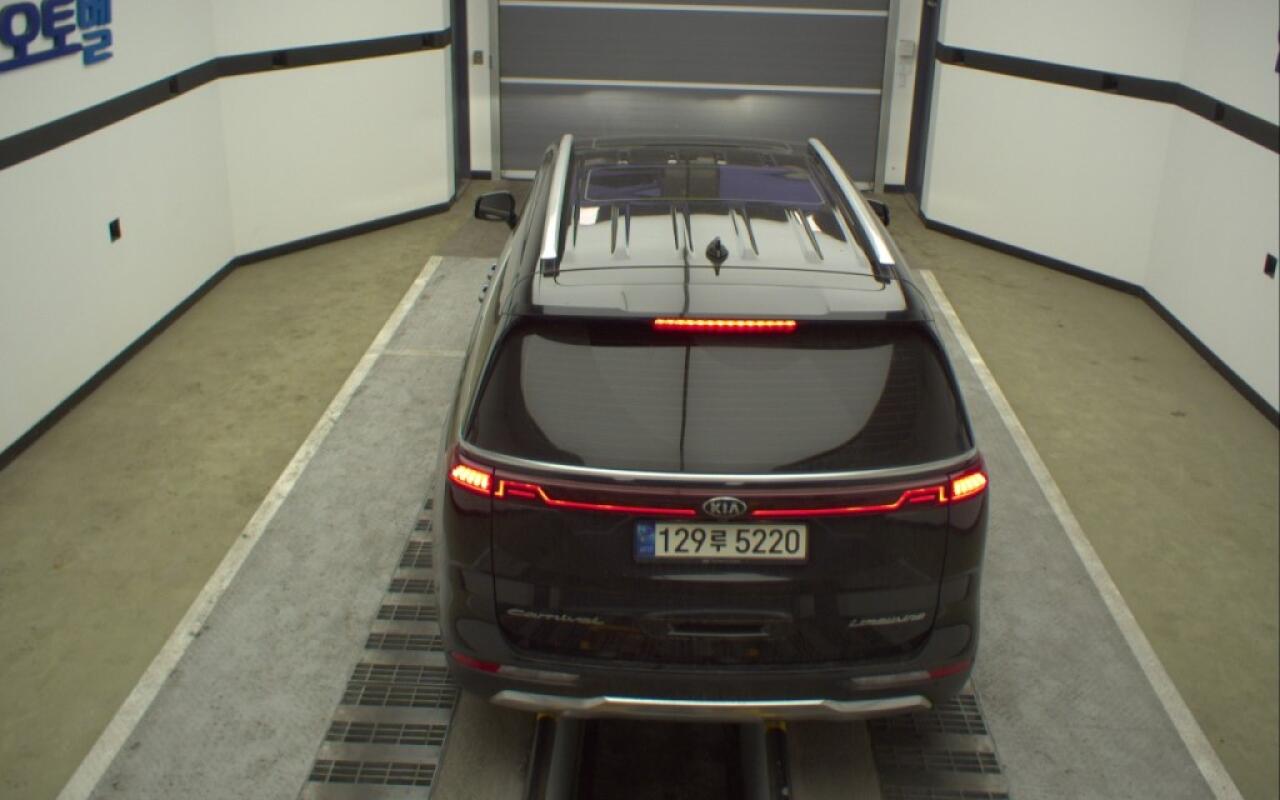 Kia Carnival (2020)