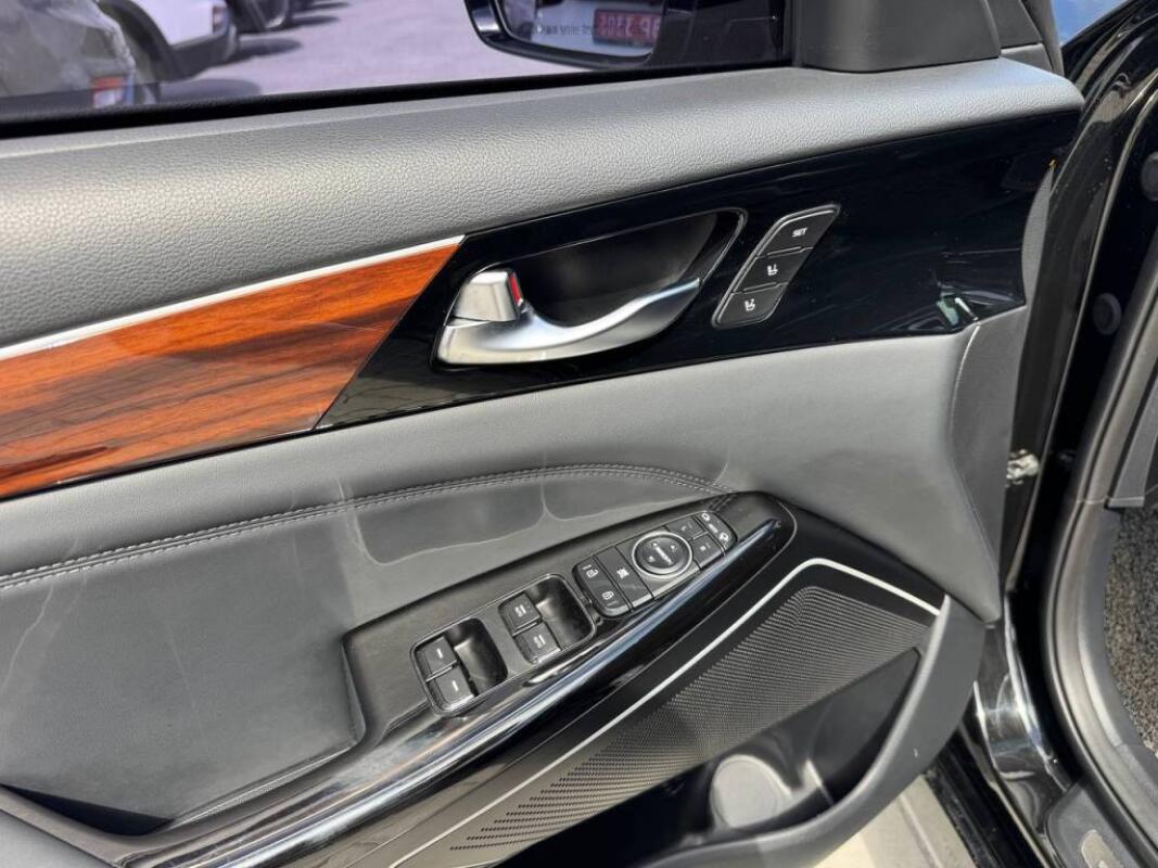 Kia K7 (2016)