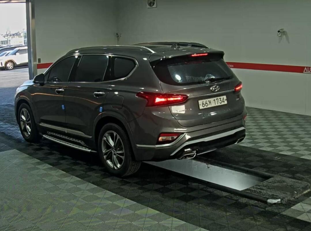 Hyundai SantaFe (2018)