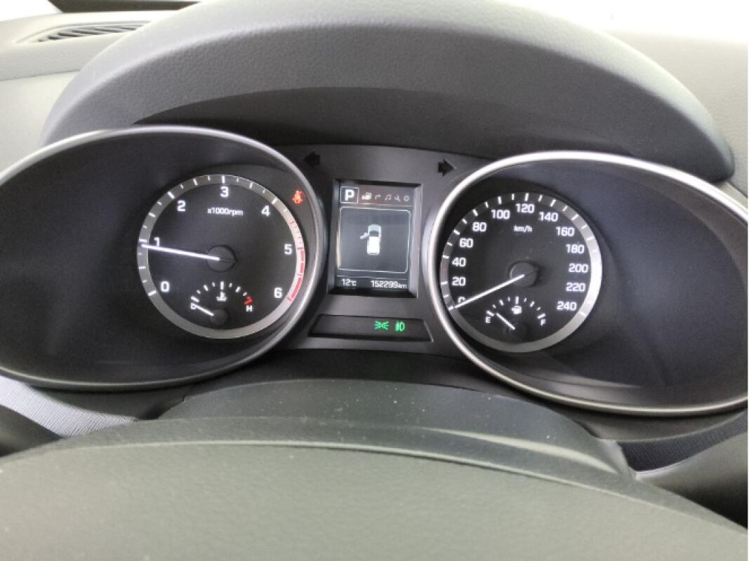 Hyundai SantaFe (2015)