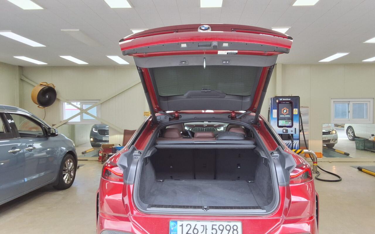 BMW X6 (2020)