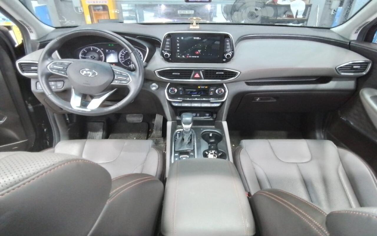 Hyundai SantaFe (2018)