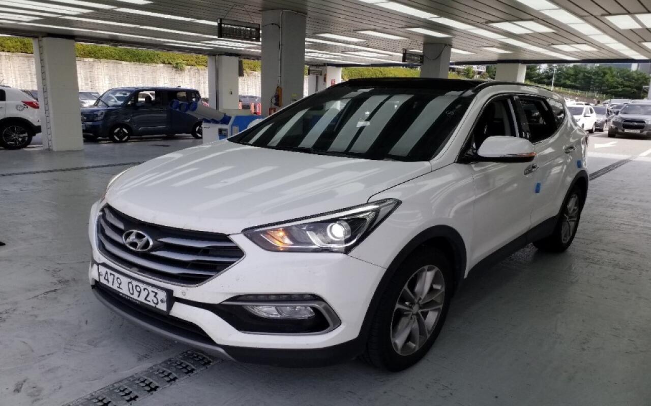 Hyundai SantaFe (2016)