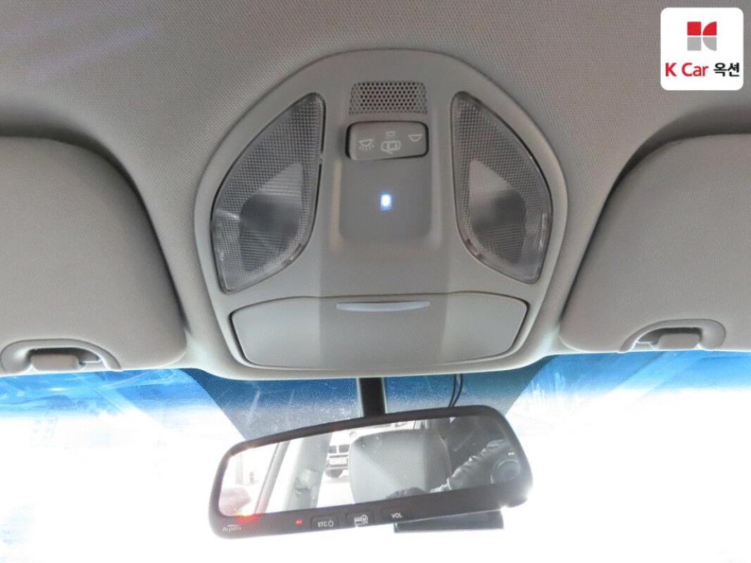 Hyundai SantaFe (2016)