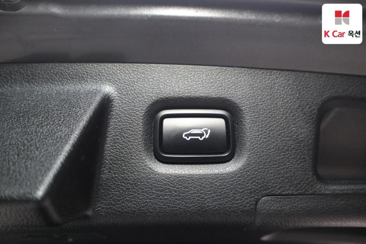 Hyundai SantaFe (2018)