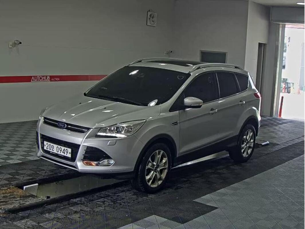 Ford Kuga (2015)