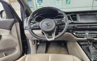 Kia Carnival (2016)