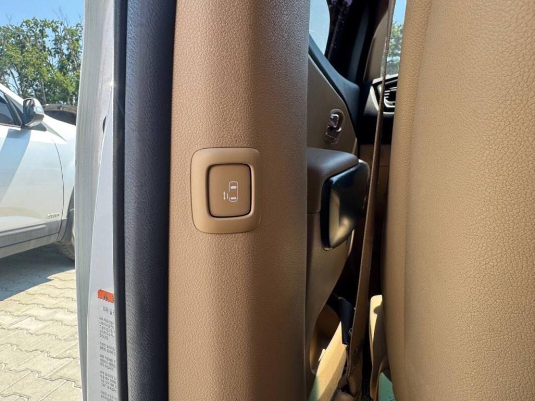 Kia Carnival (2019)