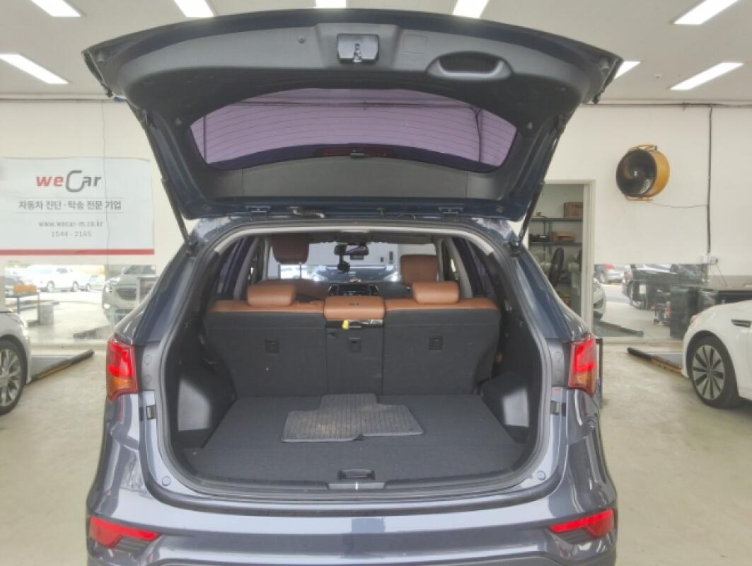 Hyundai SantaFe (2015)