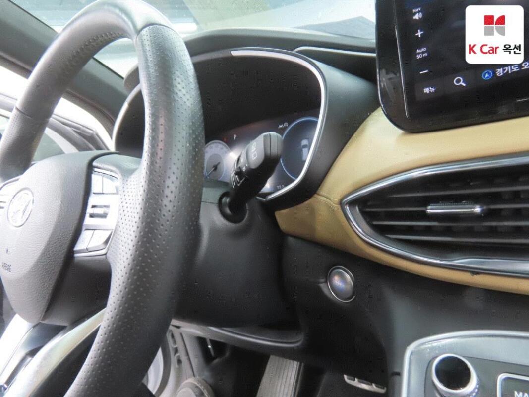 Hyundai SantaFe (2023)