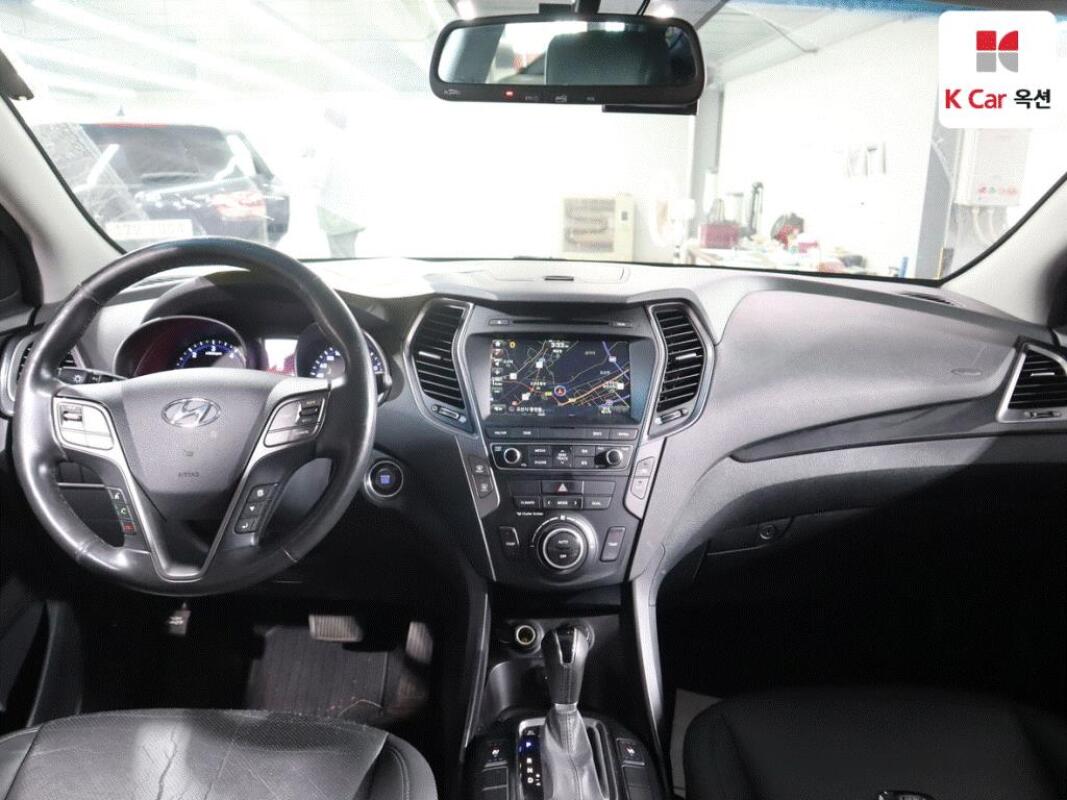 Hyundai SantaFe (2015)