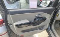 Kia Carnival (2015)