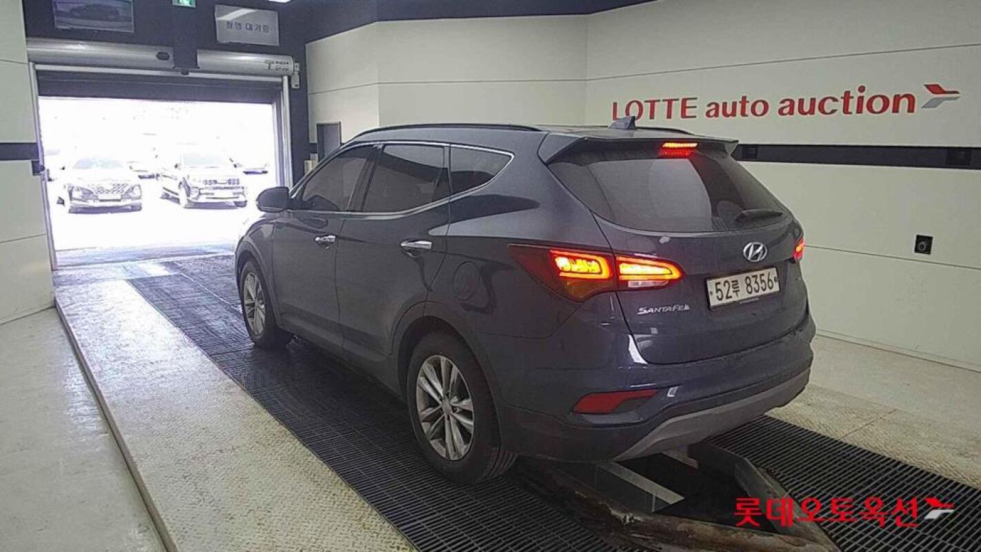 Hyundai SantaFe (2017)