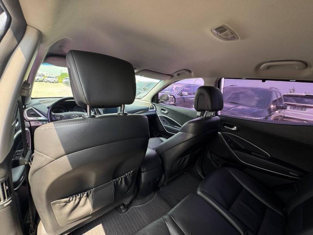 Hyundai Santa Fe (2015)