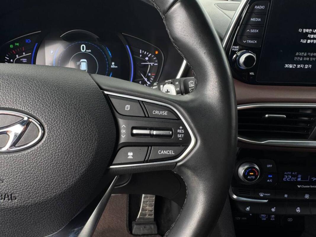 Hyundai SantaFe (2018)